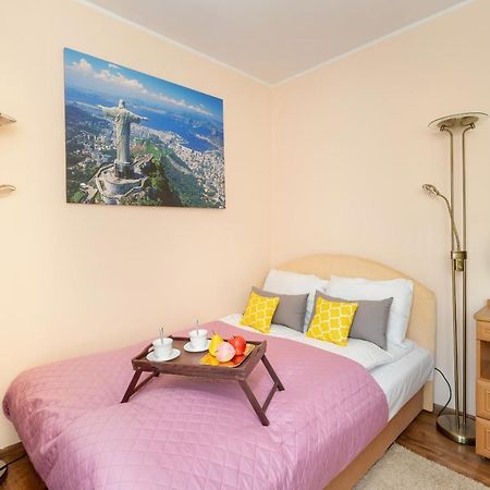 Comfortable Wojskowa Apartment By Noclegi Renters 波兹南 外观 照片